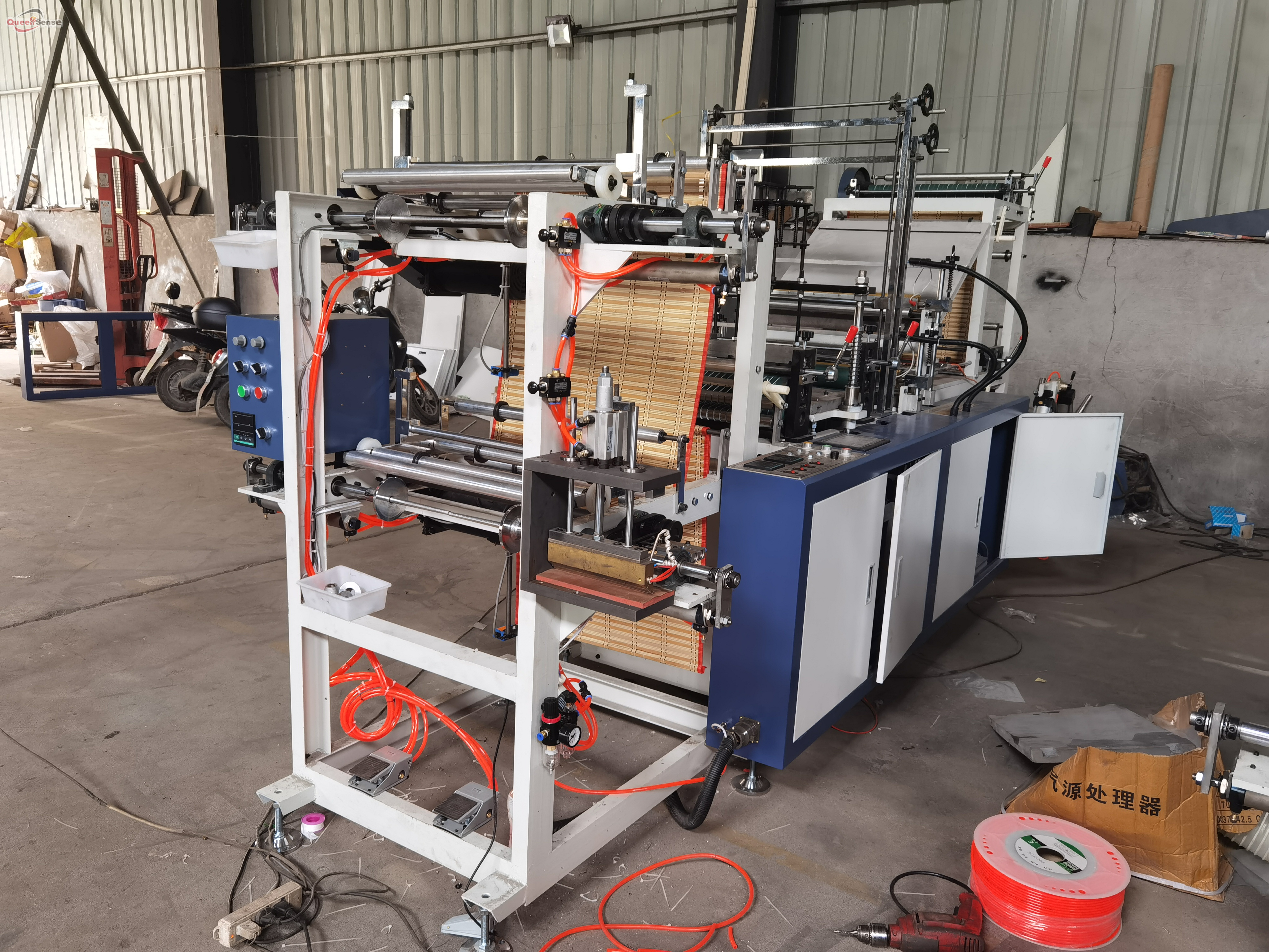 Double Layer Rolling Bag Making Machine