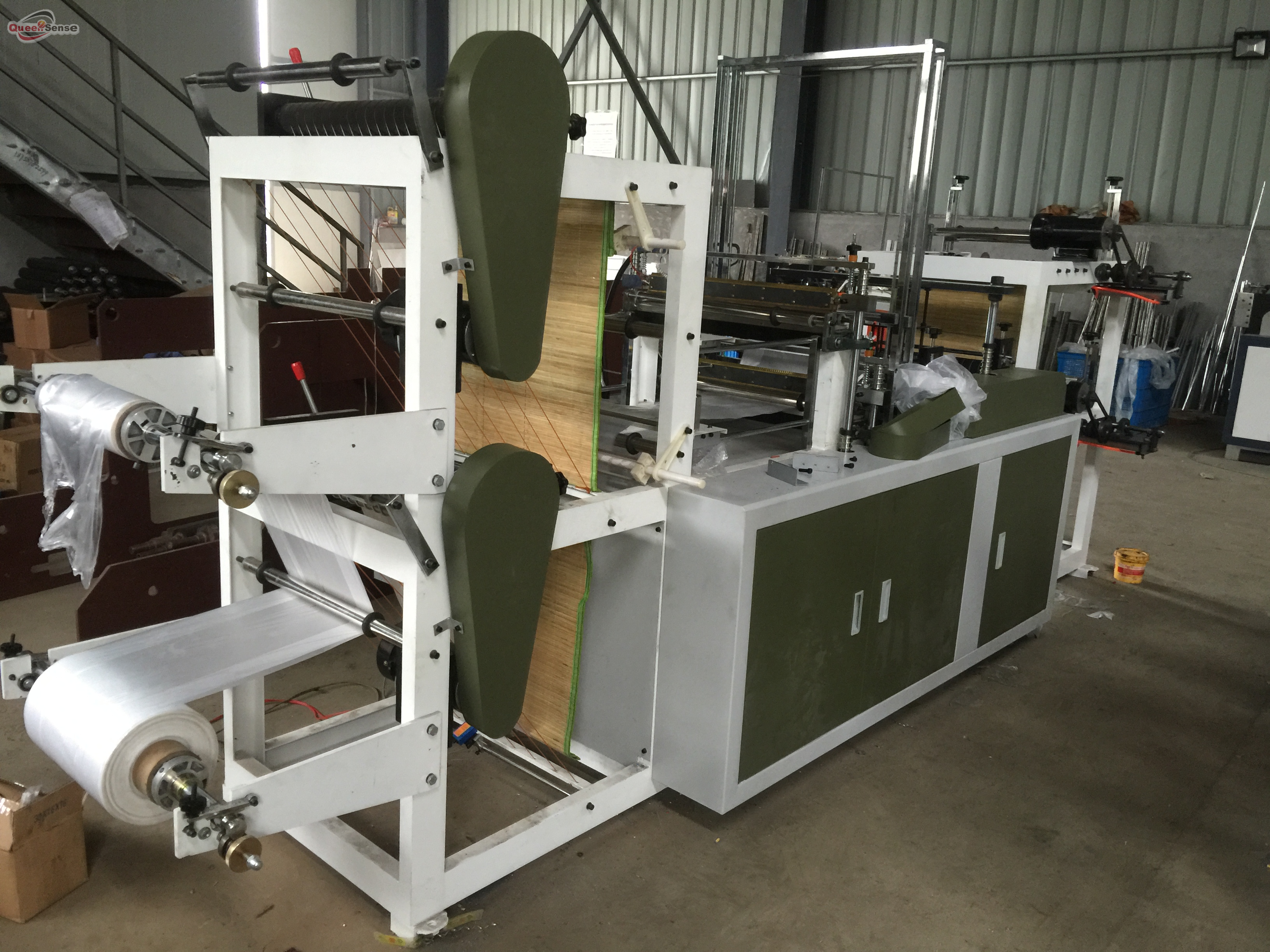 Double Layer Rolling Bag Making Machine